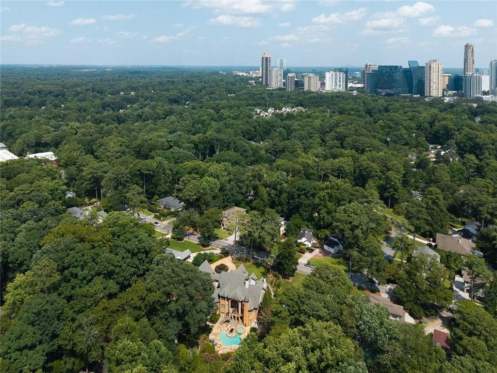 6 bedroom, 7 bathroom, 8,695 sq ft single family residence for sale at 280 Old Ivy Road, Atlanta, GA 30342 — photo 5