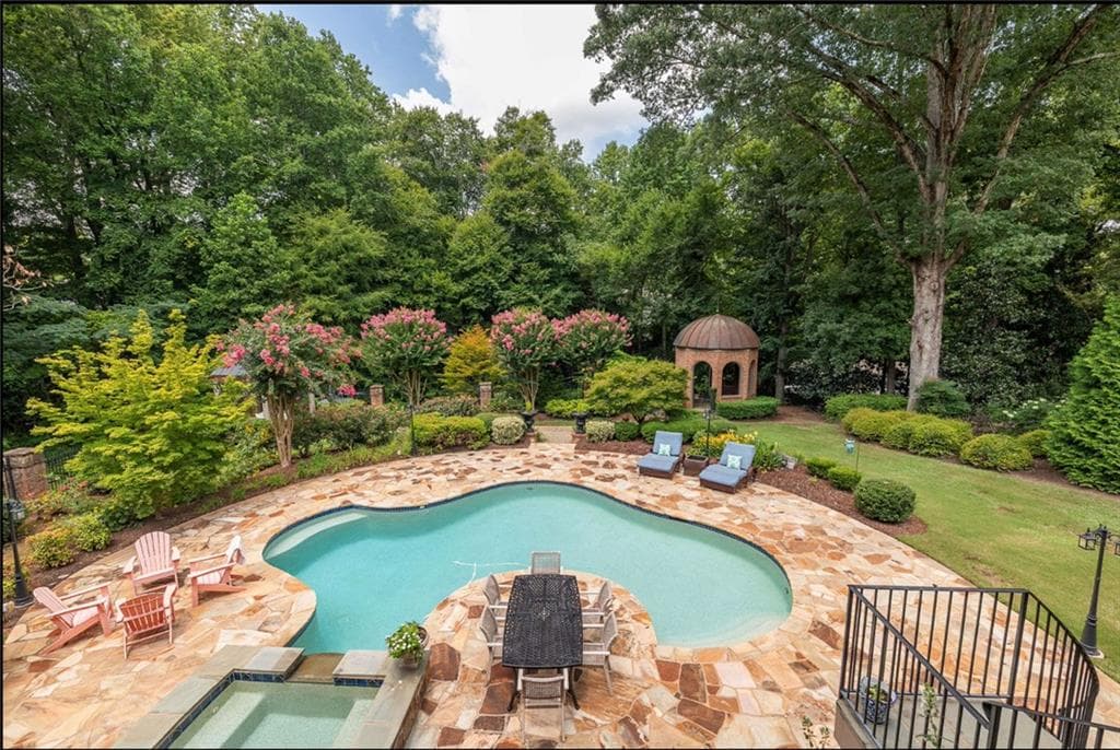 6 bedroom, 7 bathroom, 8,695 sq ft single family residence for sale at 280 Old Ivy Road, Atlanta, GA 30342 — photo 6