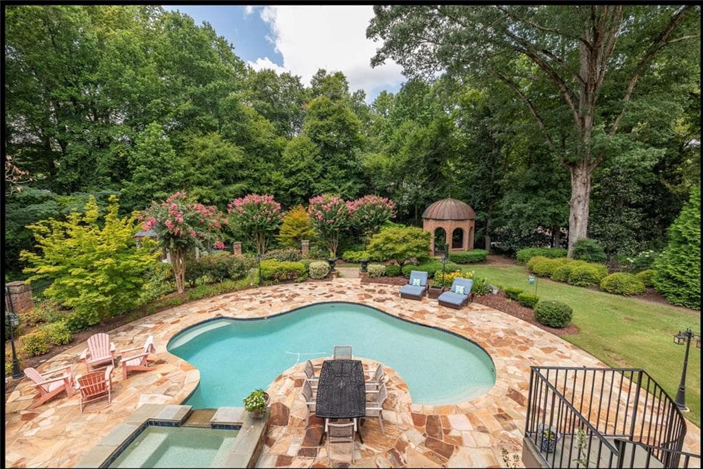 6 bedroom, 7 bathroom, 8,695 sq ft single family residence for sale at 280 Old Ivy Road, Atlanta, GA 30342 — photo 7