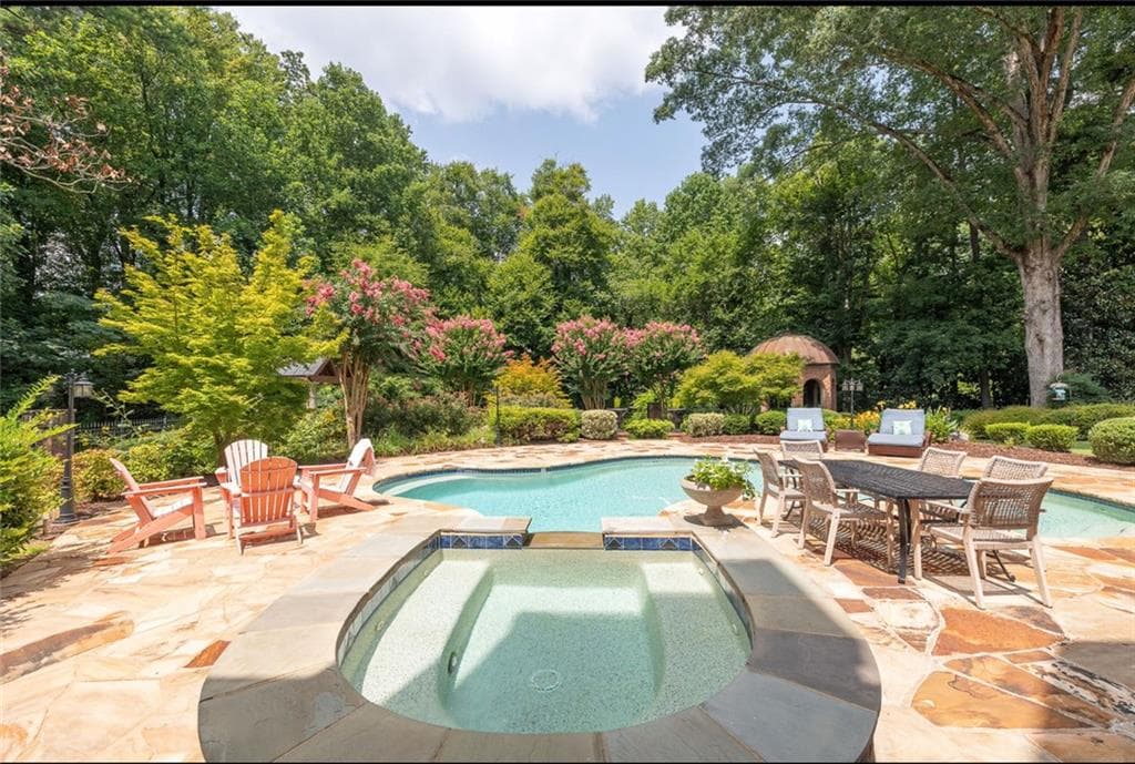 6 bedroom, 7 bathroom, 8,695 sq ft single family residence for sale at 280 Old Ivy Road, Atlanta, GA 30342 — photo 8