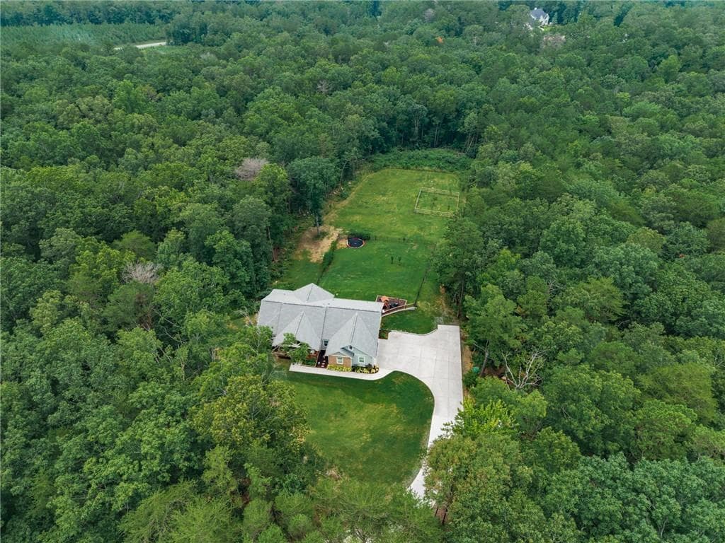 5 bedroom, 4 bathroom, 3,358 sq ft single family residence under contract at 251 Birchwood Court, Waleska, GA 30183 — photo 5