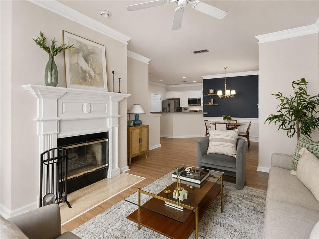 2 bedroom, 1 bathroom, 1,136 sq ft condominium sold at 2400 Cumberland Parkway 311, Atlanta, GA 30339