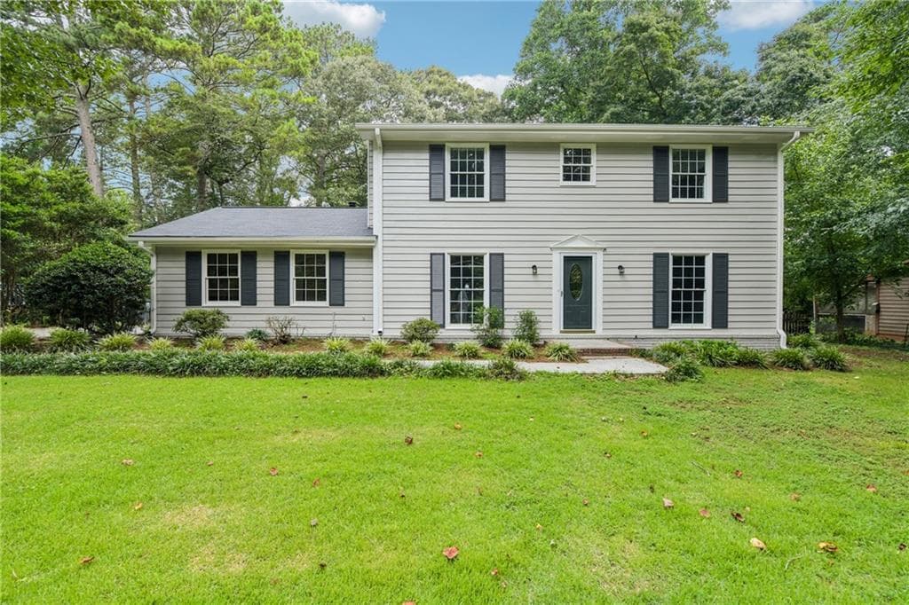 4 bedroom, 3 bathroom, 1,720 sq ft single family residence under contract at 714 Continental Drive, Lawrenceville, GA 30044