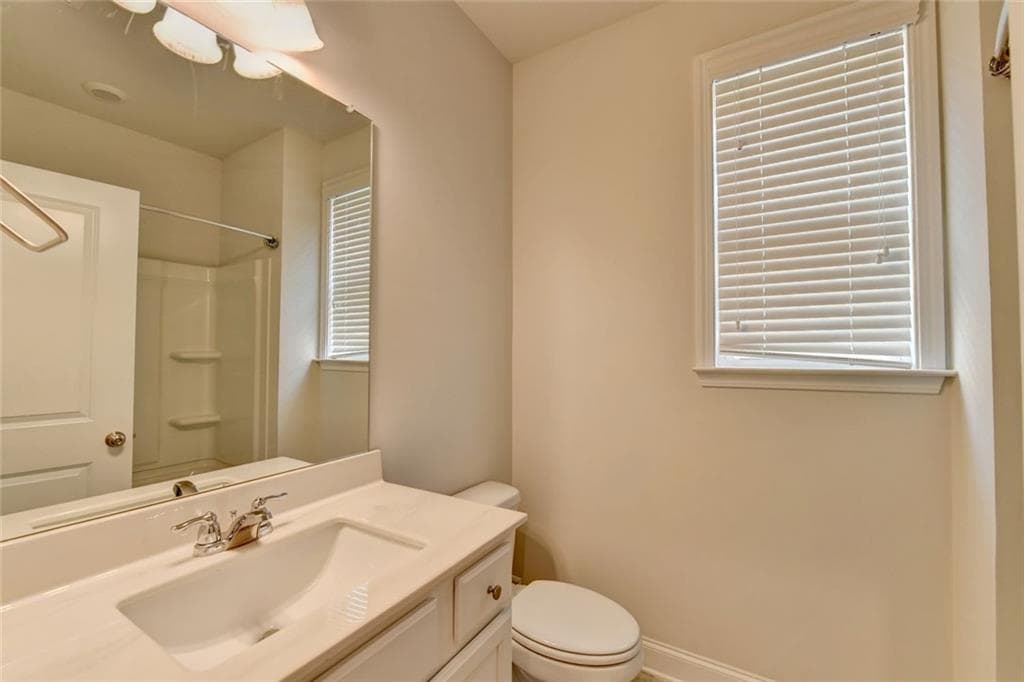 5 bedroom, 4 bathroom single family residence for rent at 3335 Fall Branch Lane, Buford, GA 30519 for $2,800 a month — photo 5