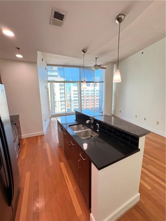 1 bedroom, 1 bathroom, 866 sq ft condominium for rent at 44 Peachtree Place 2030, Atlanta, GA 30309 for $2,250 a month — photo 5