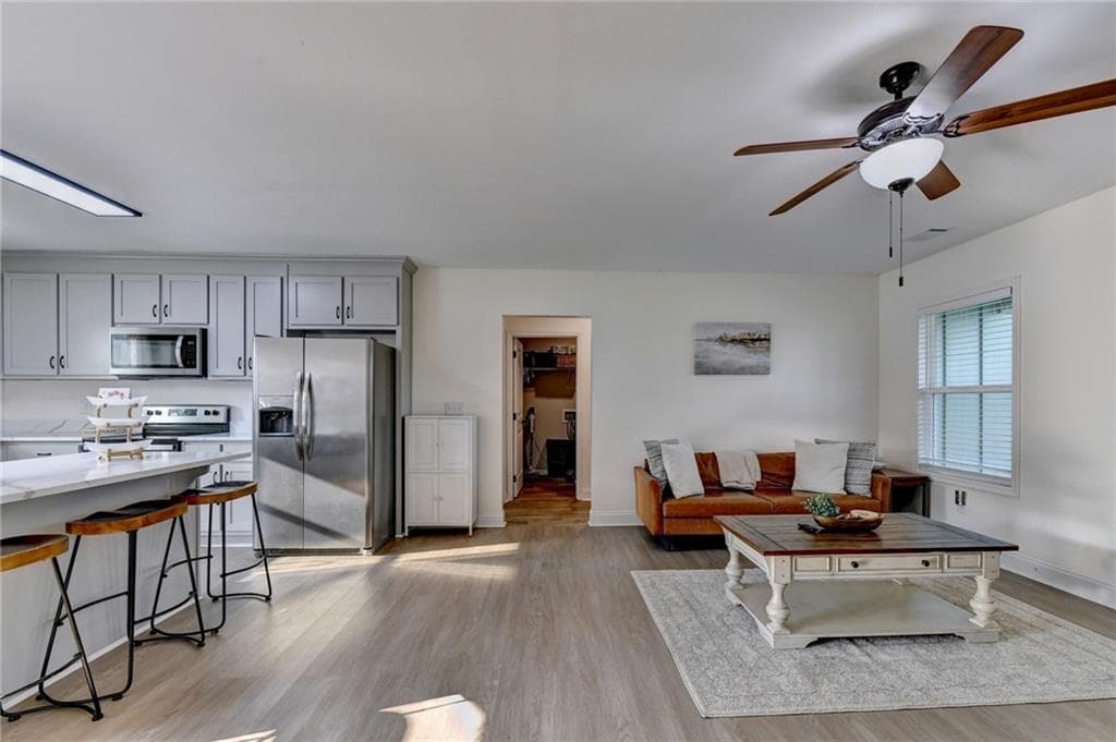 3 bedroom, 2 bathroom, 1,430 sq ft single family residence under contract at 2851 Dawkins Road, Canon, GA 30520 — photo 5