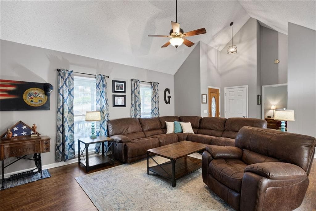 4 bedroom, 2 bathroom, 2,200 sq ft single family residence for sale at 200 Bomar Lane, Douglasville, GA 30134 — photo 6
