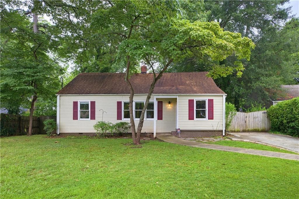 3 bedroom, 2 bathroom, 1,500 sq ft single family residence for rent at 1799 Ellington Street, Decatur, GA 30032 for $2,000 a month — photo 3