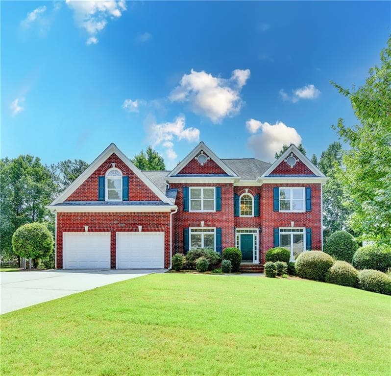 5 bedroom, 5 bathroom, 3,800 sq ft single family residence for sale at 720 Brafferton Way, Johns Creek, GA 30005 — photo 2