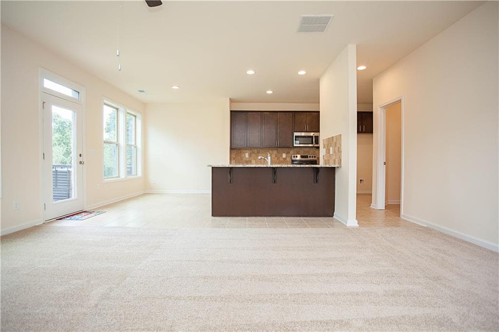4 bedroom, 4 bathroom, 2,800 sq ft single family residence for rent at 4355 Almanor Circle, Norcross, GA 30071 for $2,800 a month — photo 4
