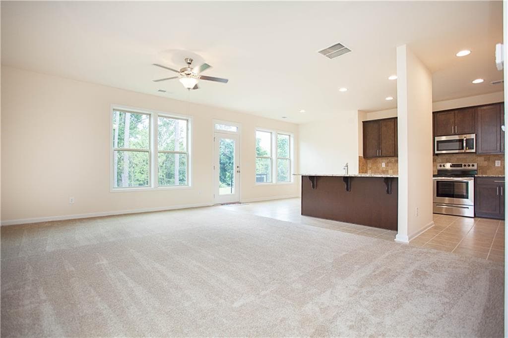 4 bedroom, 4 bathroom, 2,800 sq ft single family residence for rent at 4355 Almanor Circle, Norcross, GA 30071 for $2,800 a month — photo 6