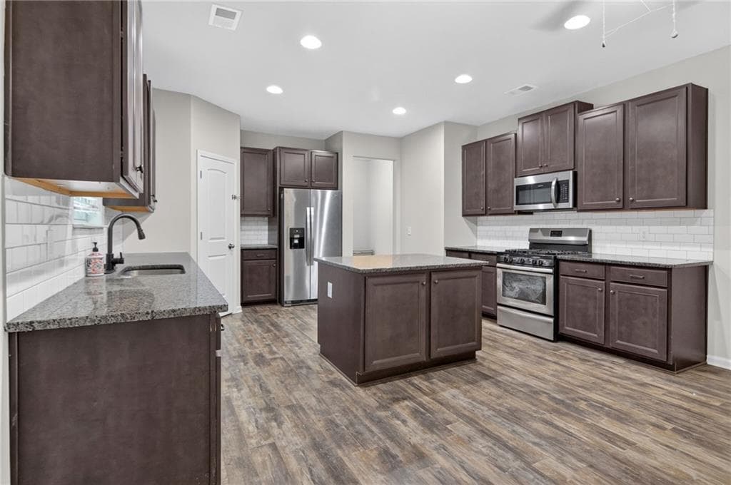 5 bedroom, 5 bathroom, 2,755 sq ft single family residence for sale at 96 Crepe Myrtle Way, Dallas, GA 30132 — photo 9