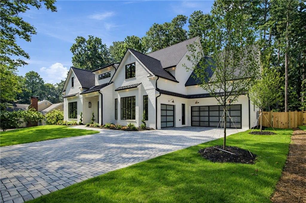 6 bedroom, 7 bathroom, 5,782 sq ft single family residence for sale at 205 Shady Grove Lane, Alpharetta, GA 30009 — photo 2