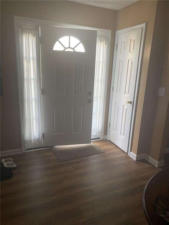 4 bedroom, 3 bathroom, 2,488 sq ft single family residence for sale at 2612 Buccanneers Cove, Decatur, GA 30035 — photo 3