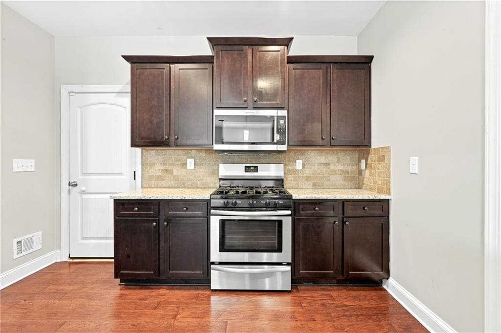 4 bedroom, 3 bathroom, 2,545 sq ft single family residence under contract at 598 Willow Pointe Drive, Dallas, GA 30157 — photo 10
