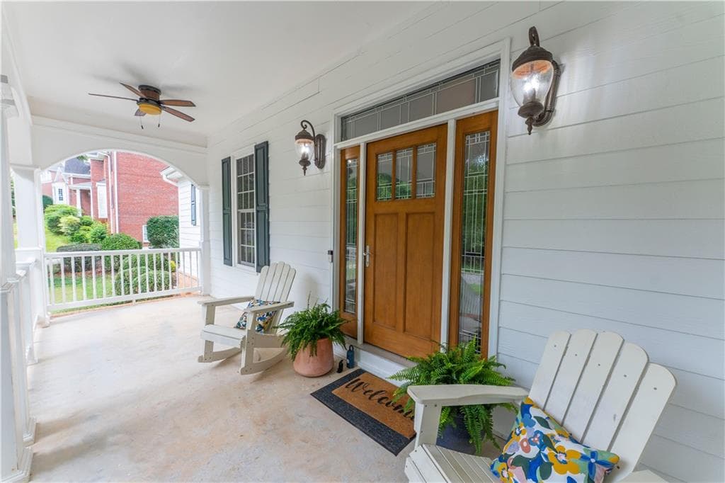5 bedroom, 4 bathroom, 4,644 sq ft single family residence under contract at 4655 Hamptons Drive, Alpharetta, GA 30004 — photo 4