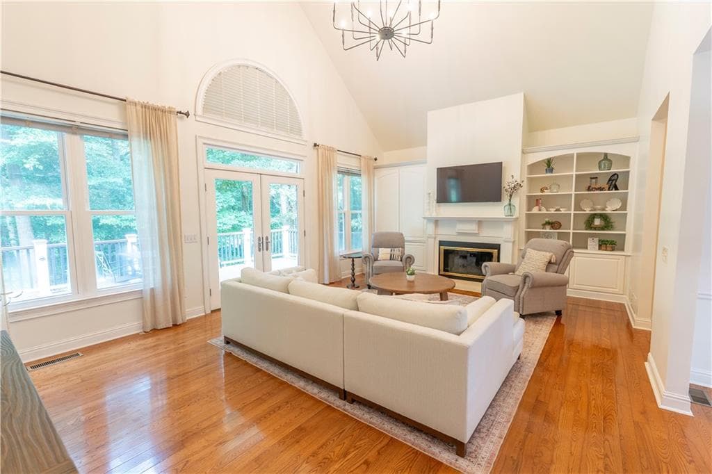 5 bedroom, 4 bathroom, 4,644 sq ft single family residence under contract at 4655 Hamptons Drive, Alpharetta, GA 30004 — photo 10