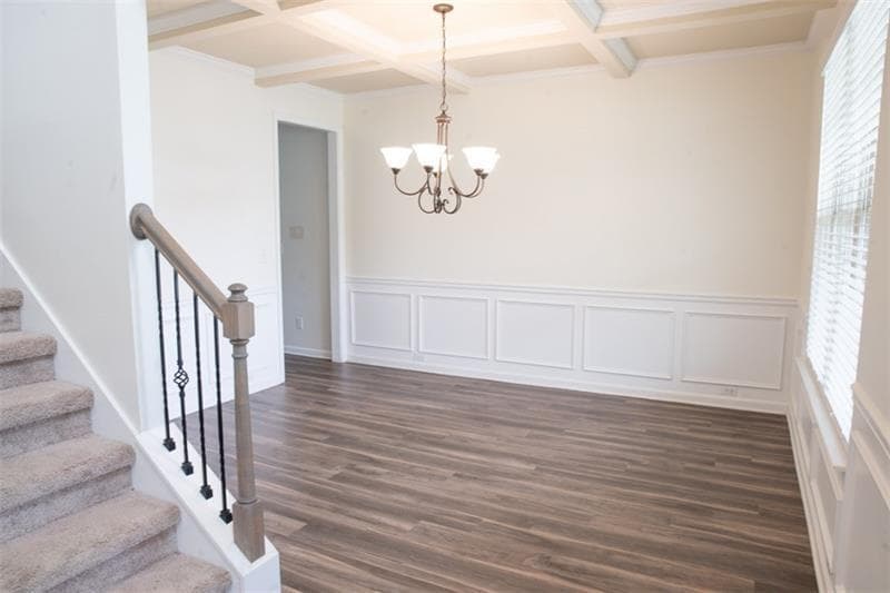 6 bedroom, 6 bathroom, 4,200 sq ft single family residence for sale at 289 Greighmoor Court, Loganville, GA 30052 — photo 4