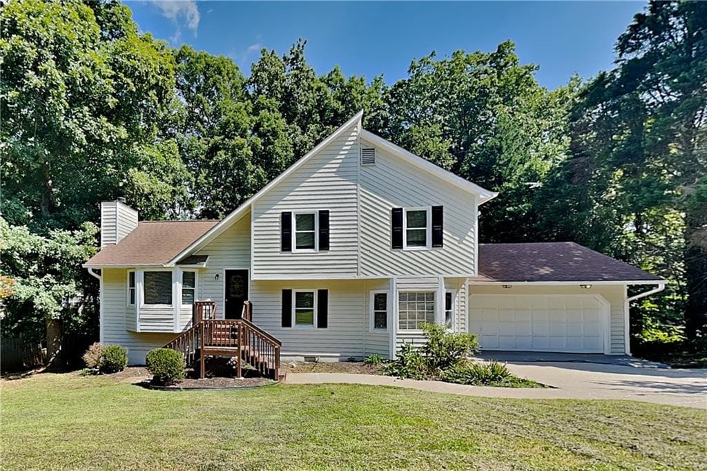 3 bedroom, 3 bathroom, 1,835 sq ft single family residence for rent at 101 Chantilly Lane, Lawrenceville, GA 30043 for $1,950 a month — photo 1 of 23