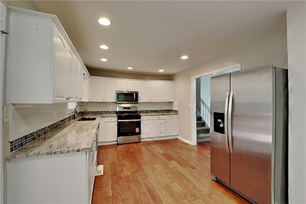 3 bedroom, 3 bathroom, 1,835 sq ft single family residence for rent at 101 Chantilly Lane, Lawrenceville, GA 30043 for $1,950 a month — photo 7
