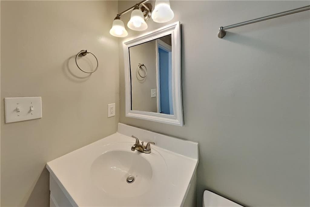3 bedroom, 3 bathroom, 1,835 sq ft single family residence for rent at 101 Chantilly Lane, Lawrenceville, GA 30043 for $1,950 a month — photo 10