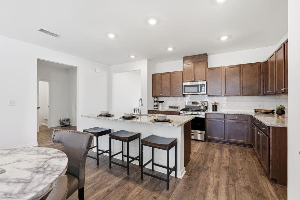 3 bedroom, 3 bathroom, 2,395 sq ft single family residence for sale at 1275 Windance Lake Drive, Loganville, GA 30052 — photo 2