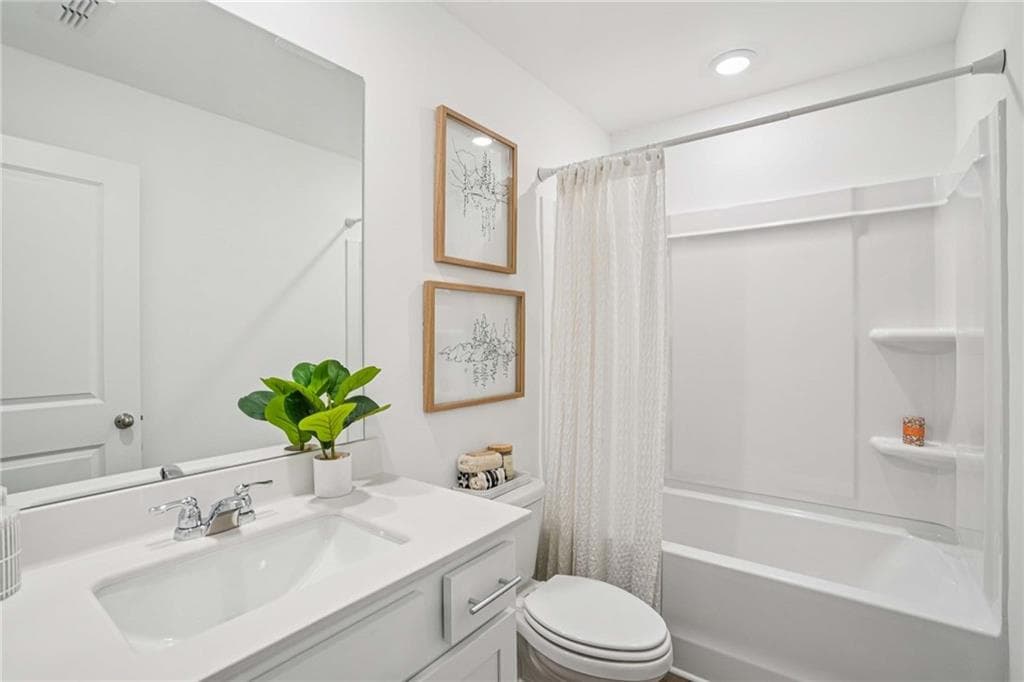 3 bedroom, 3 bathroom, 1,800 sq ft townhouse under contract at 6768 Armonia Drive, Mableton, GA 30126 — photo 8