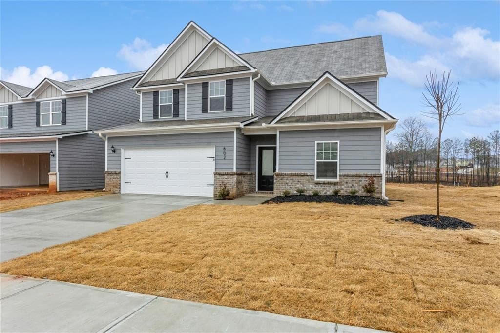 4 bedroom, 3 bathroom, 2,231 sq ft single family residence for rent at 628 Mackenzie Cove, Villa Rica, GA 30180 for $2,245 a month — photo 1 of 12