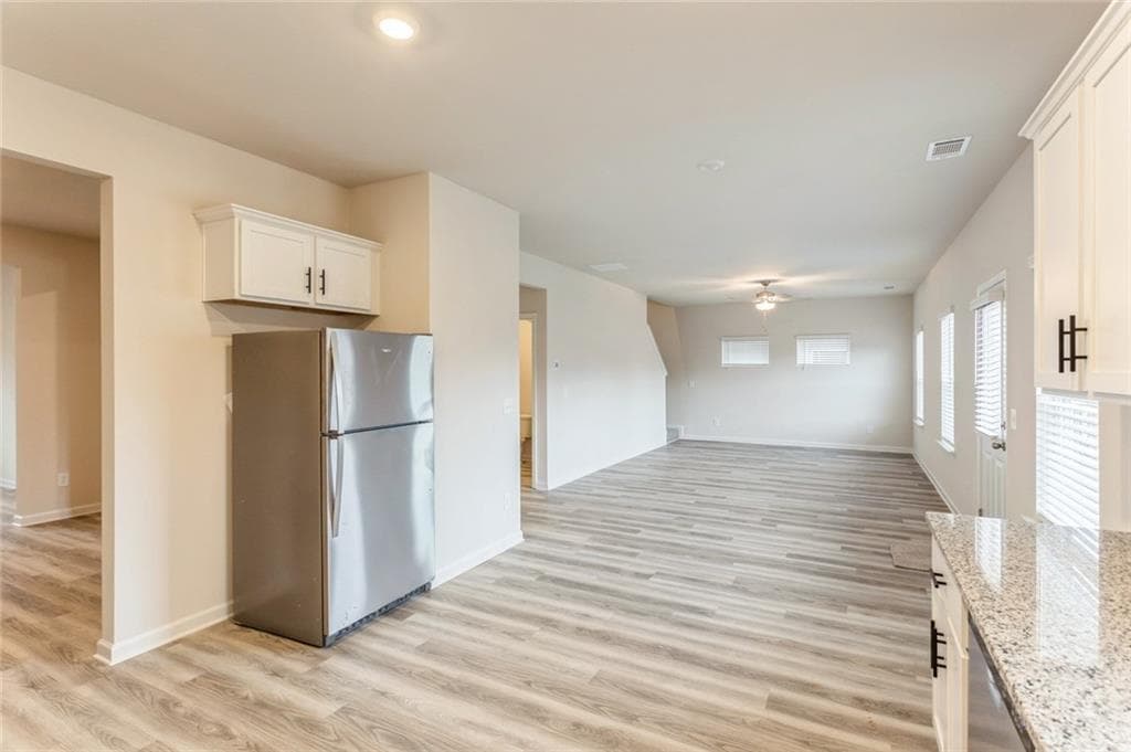 4 bedroom, 3 bathroom, 2,231 sq ft single family residence for rent at 628 Mackenzie Cove, Villa Rica, GA 30180 for $2,245 a month — photo 5