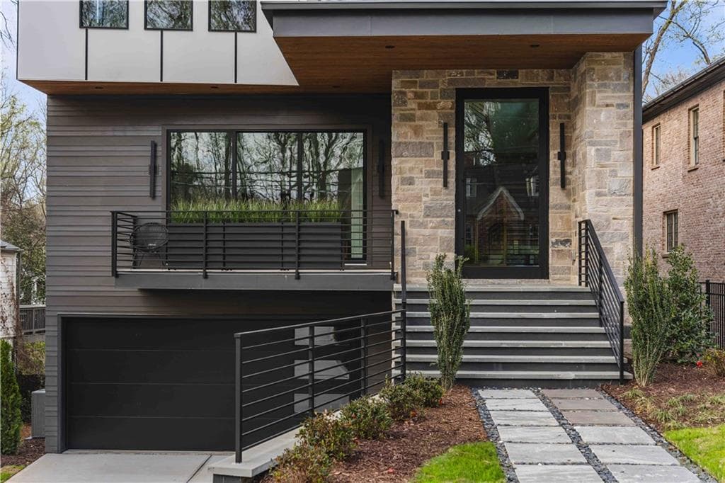 5 bedroom, 5 bathroom, 4,098 sq ft single family residence for sale at 864 Amsterdam Avenue, Atlanta, GA 30306 — photo 2