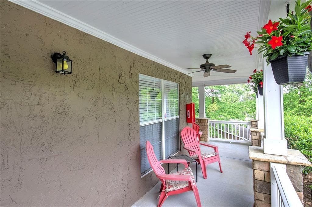 3 bedroom, 3 bathroom, 1,311 sq ft townhouse for sale at 3200 Seven Pines Court 108, Atlanta, GA 30339 — photo 5
