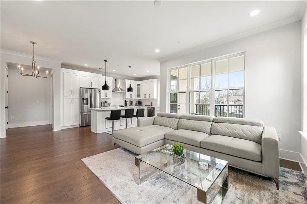 2 bedroom, 2 bathroom, 1,321 sq ft condominium for rent at 6890 Peachtree Dunwoody Road 301, Sandy Springs, GA 30328 for $2,800 a month — photo 9