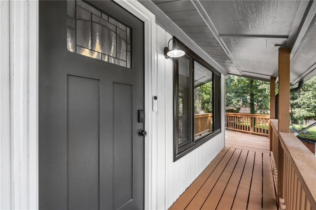 3 bedroom, 2 bathroom, 1,053 sq ft single family residence for sale at 2455 Hawk Creek Trail, Cumming, GA 30041 — photo 8