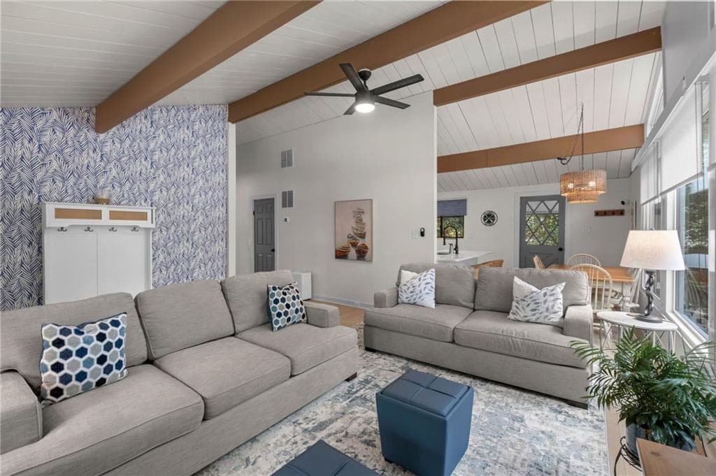 3 bedroom, 2 bathroom, 1,053 sq ft single family residence for sale at 2455 Hawk Creek Trail, Cumming, GA 30041