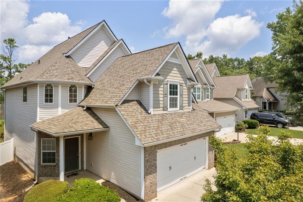 3 bedroom, 3 bathroom, 2,159 sq ft single family residence for sale at 2660 Gatewater Court, Cumming, GA 30040