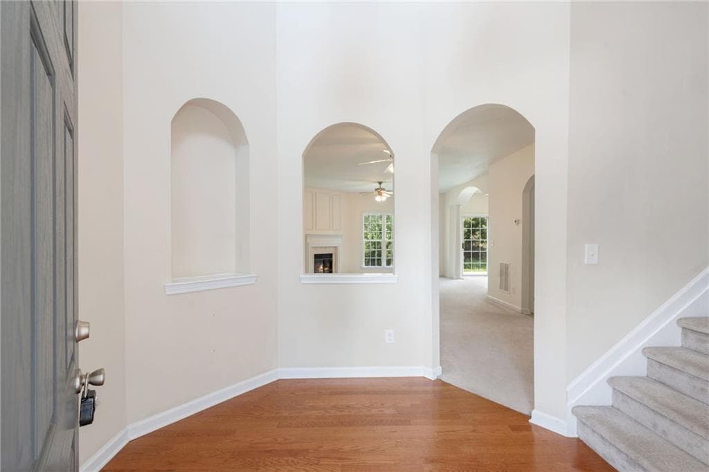 3 bedroom, 3 bathroom, 2,159 sq ft single family residence for sale at 2660 Gatewater Court, Cumming, GA 30040 — photo 3