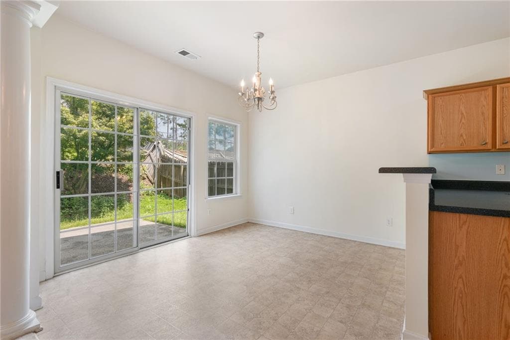 3 bedroom, 3 bathroom, 2,159 sq ft single family residence for sale at 2660 Gatewater Court, Cumming, GA 30040 — photo 9