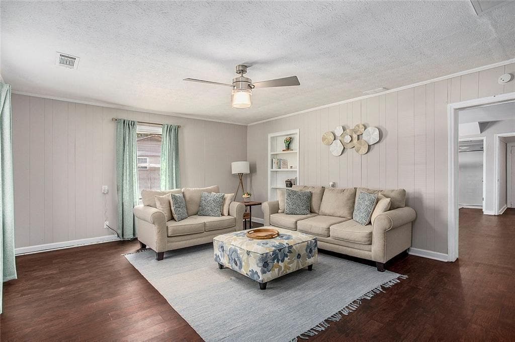 2 bedroom, 1 bathroom, 1,164 sq ft single family residence for sale at 1298 Irwin Bridge Road, Conyers, GA 30012 — photo 6