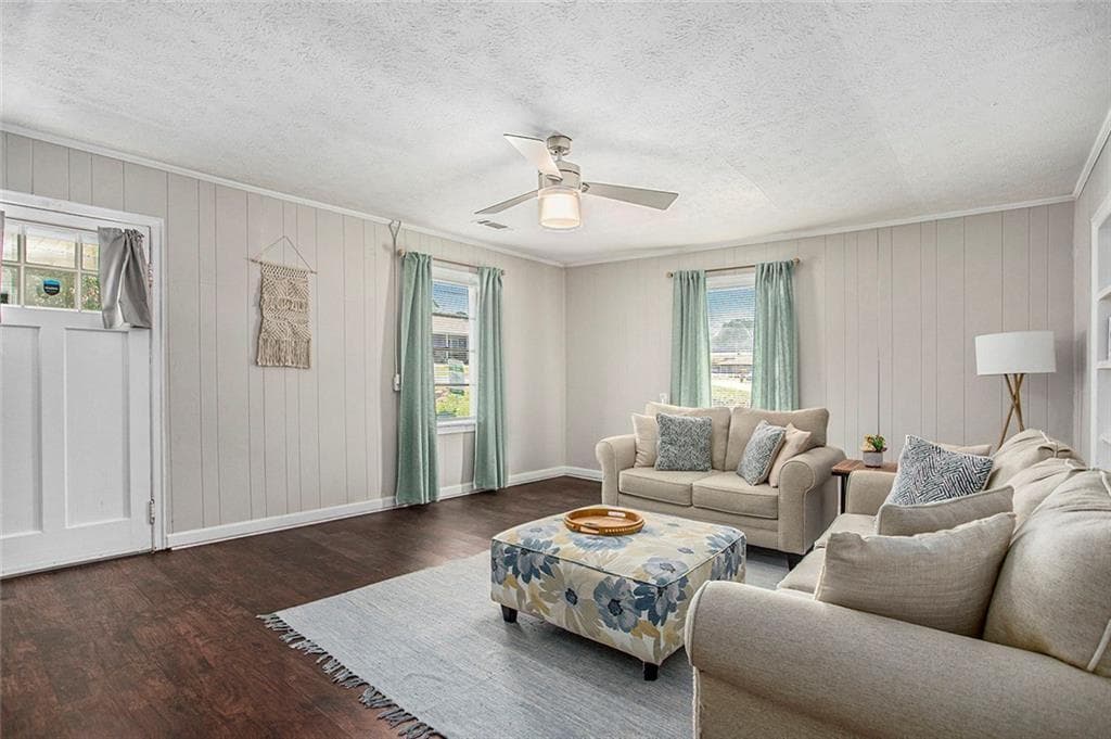 2 bedroom, 1 bathroom, 1,164 sq ft single family residence for sale at 1298 Irwin Bridge Road, Conyers, GA 30012 — photo 7