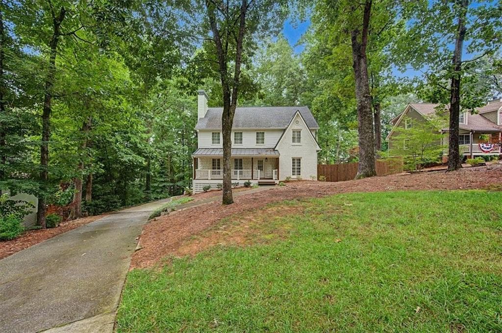 4 bedroom, 3 bathroom, 2,878 sq ft single family residence for rent at 3868 Emerson Street, Marietta, GA 30062 for $4,100 a month — photo 2