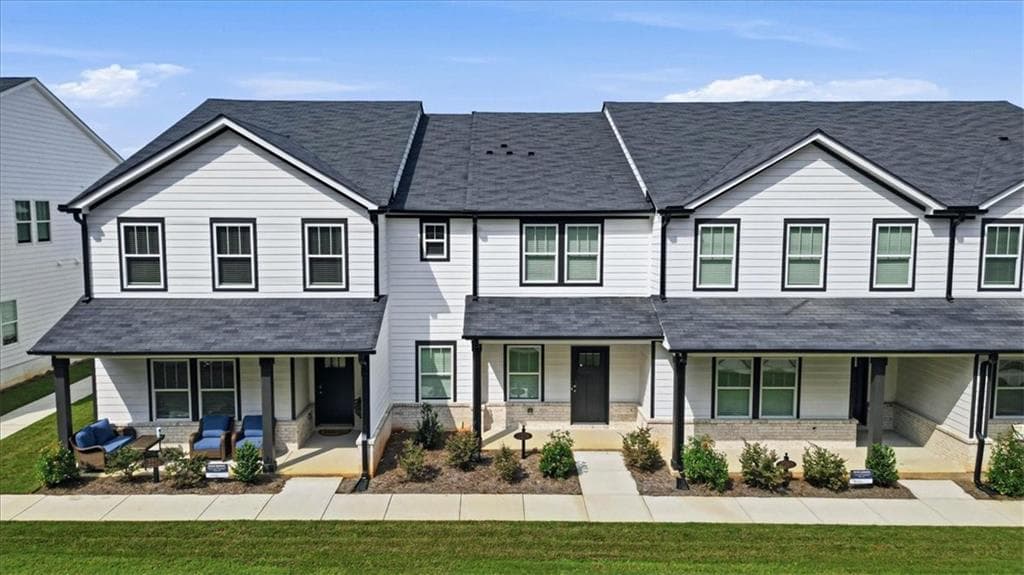 3 bedroom, 3 bathroom, 1,695 sq ft townhouse for rent at 2238 Ashton Drive, Conyers, GA 30013 for $2,150 a month — photo 1 of 30
