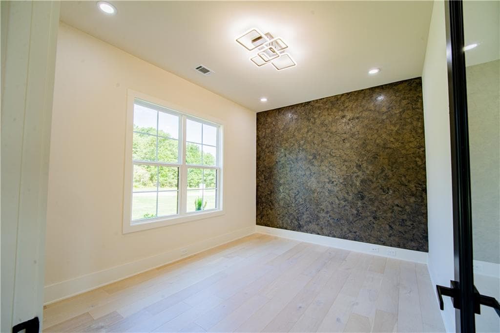 5 bedroom, 6 bathroom, 5,306 sq ft single family residence for sale at 3575 New Hope Road, Dacula, GA 30019 — photo 7