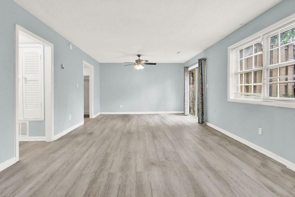 2 bedroom, 2 bathroom, 1,200 sq ft condominium under contract at 1151 Rankin Street 2A, Stone Mountain, GA 30083 — photo 4