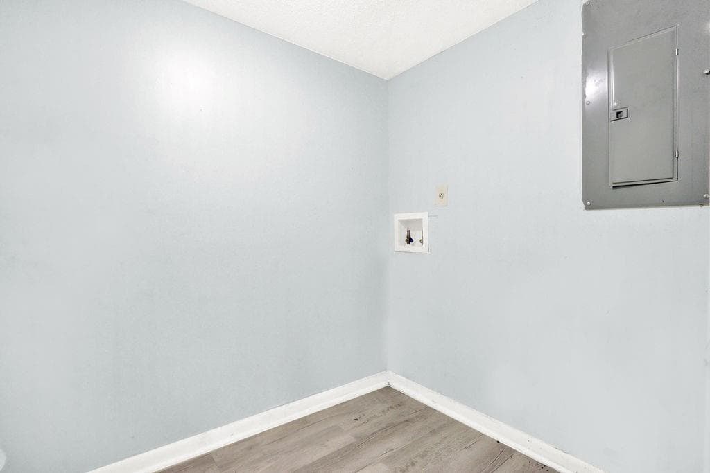 2 bedroom, 2 bathroom, 1,200 sq ft condominium under contract at 1151 Rankin Street 2A, Stone Mountain, GA 30083 — photo 8