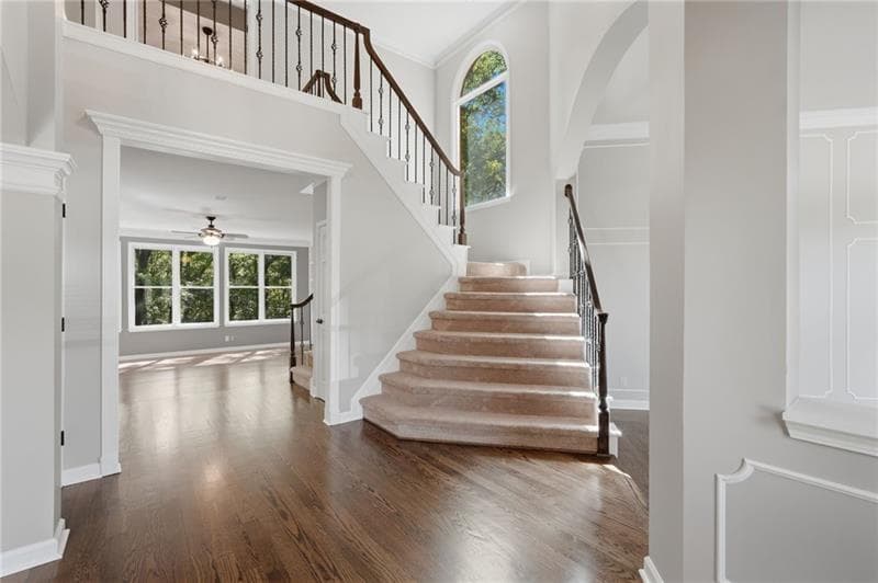 6 bedroom, 5 bathroom, 5,354 sq ft single family residence under contract at 6185 Masters Club Drive, Suwanee, GA 30024 — photo 5