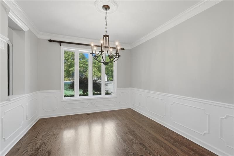 6 bedroom, 5 bathroom, 5,354 sq ft single family residence under contract at 6185 Masters Club Drive, Suwanee, GA 30024 — photo 10