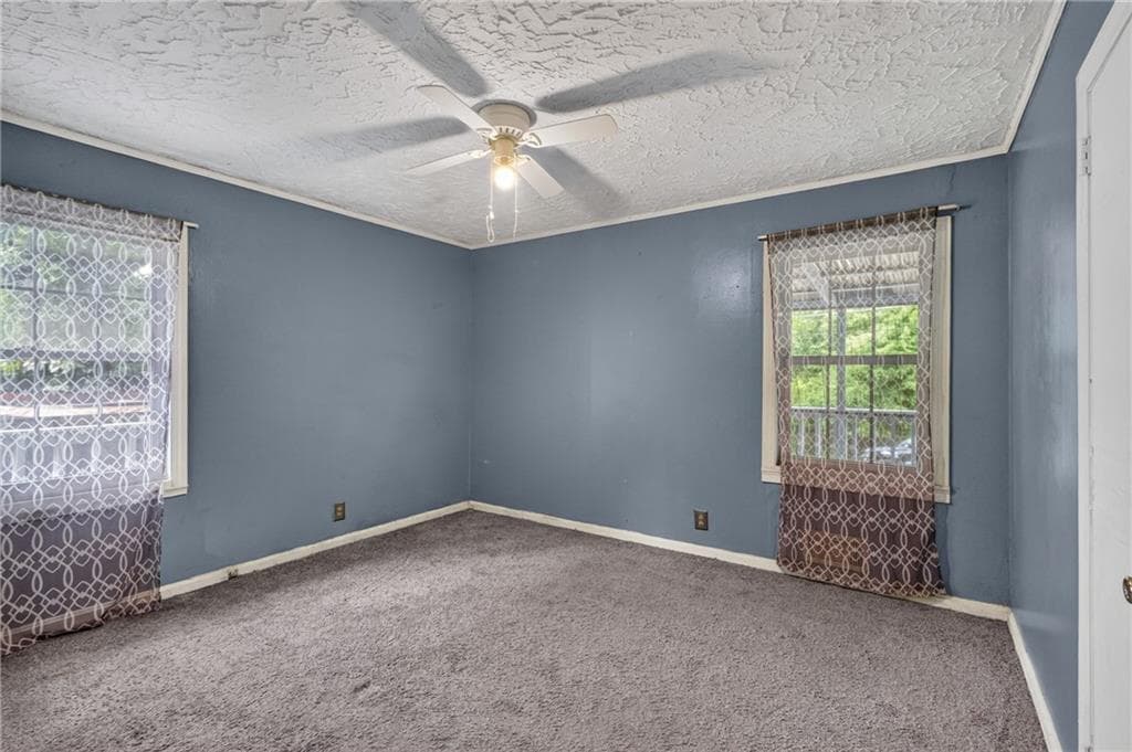 5 bedroom, 2 bathroom, 1,296 sq ft single family residence under contract at 2321 Pine Circle Drive, Gainesville, GA 30504 — photo 7