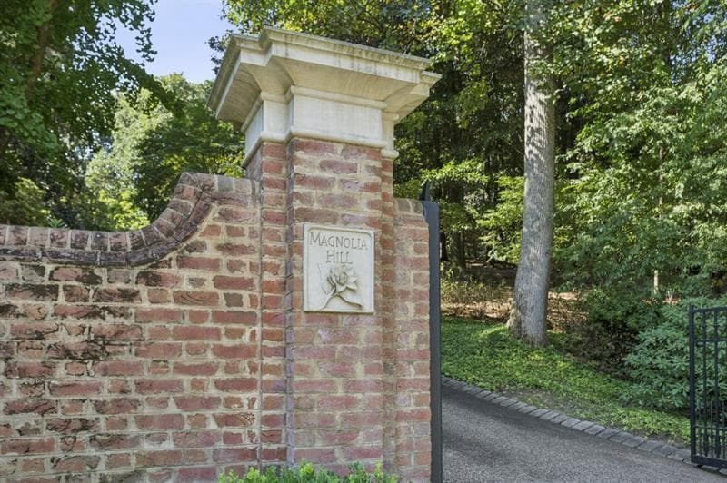 5 bedroom, 5 bathroom, 7,414 sq ft single family residence for sale at 3700 Randall Mill Road, Atlanta, GA 30327 — photo 2