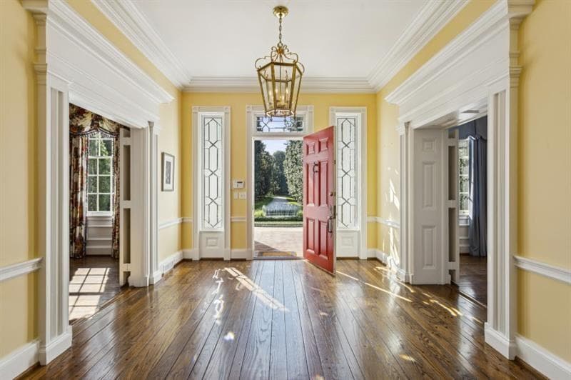 5 bedroom, 5 bathroom, 7,414 sq ft single family residence for sale at 3700 Randall Mill Road, Atlanta, GA 30327 — photo 7