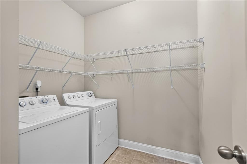 4 bedroom, 4 bathroom, 3,438 sq ft single family residence for sale at 4250 Granby Circle, Cumming, GA 30041 — photo 10